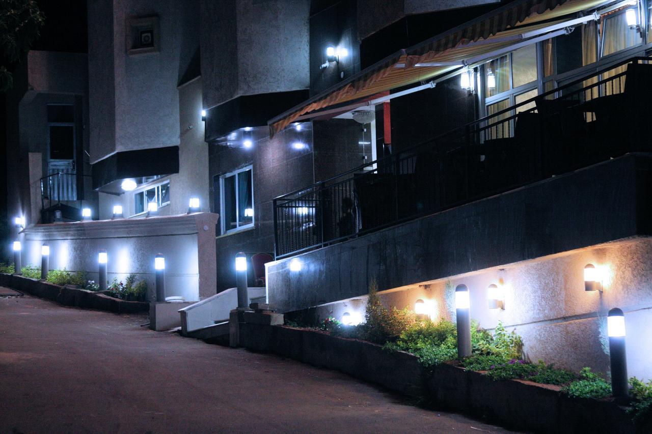 Manrashiwa Hotel Аддис-Абеба Экстерьер фото